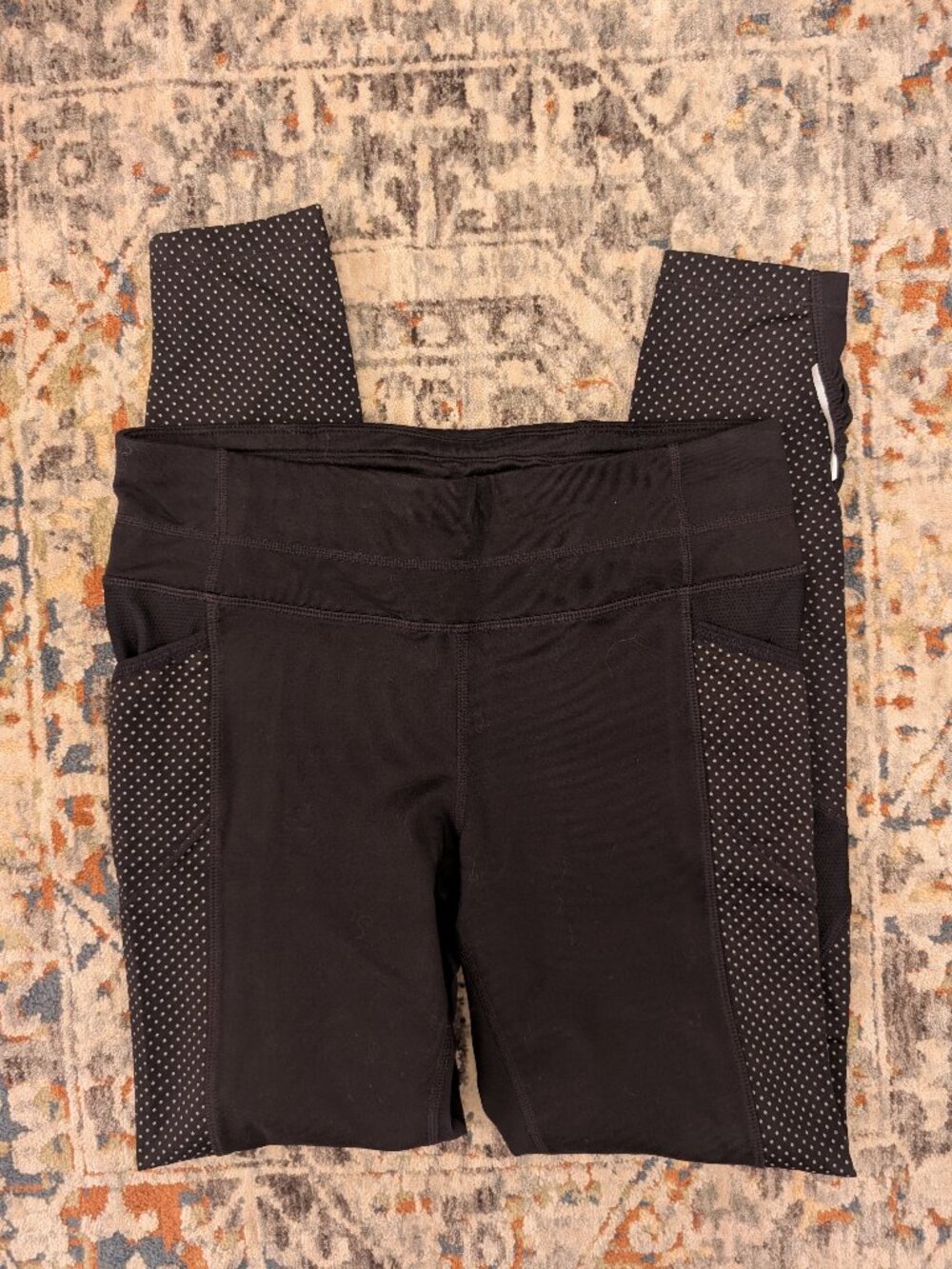 Athleta Pocket Dot Be Free Tights / Leggings - Picture 2 of 7